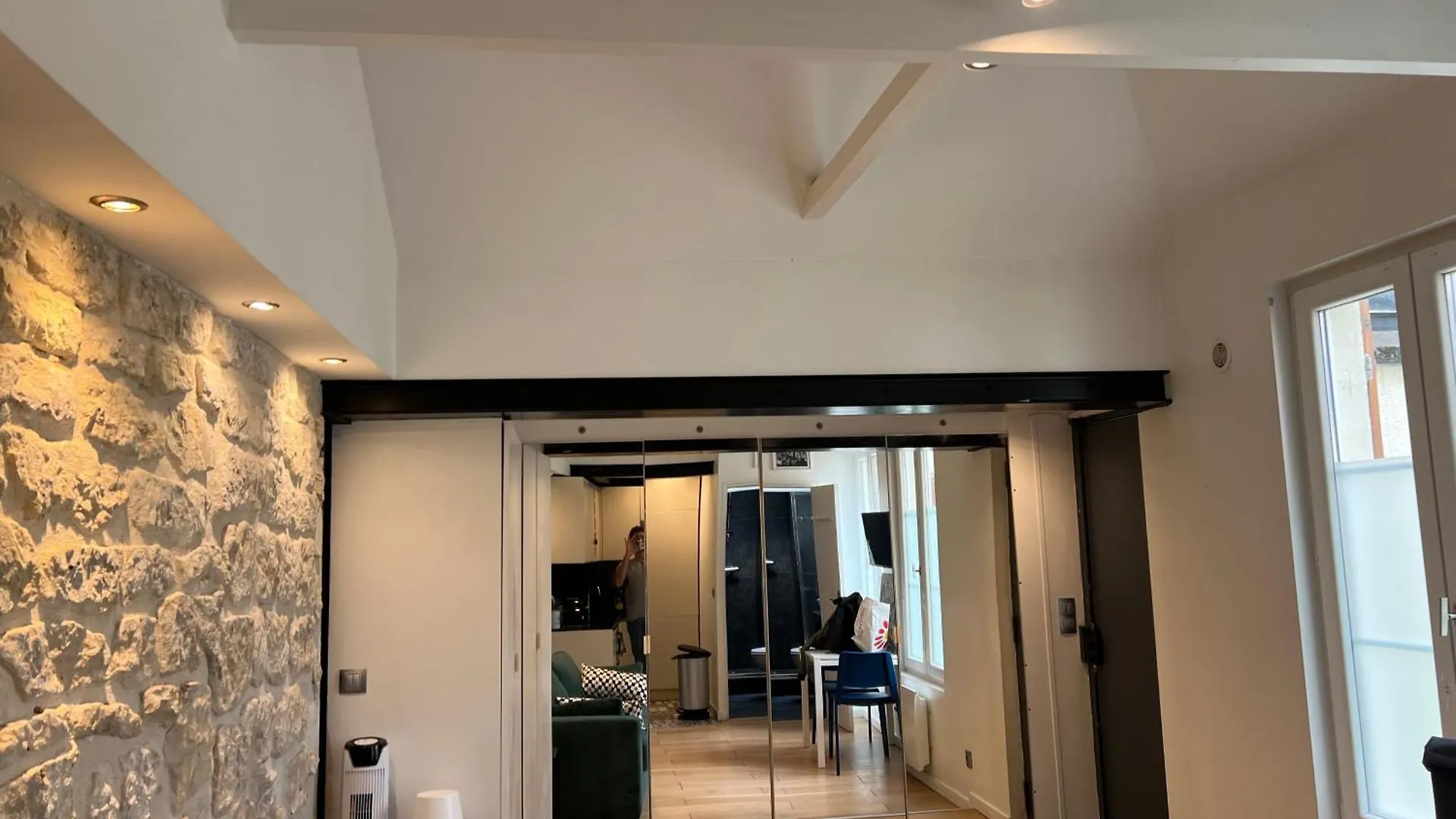 Apartment Atypique Aux Batignolles *